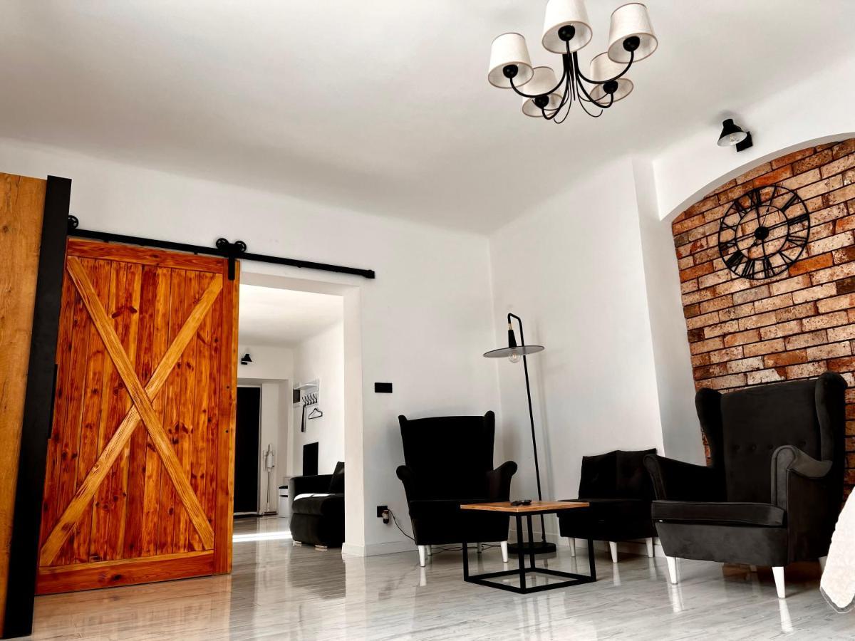 Apartament Grodzki Przemyśl Exteriör bild
