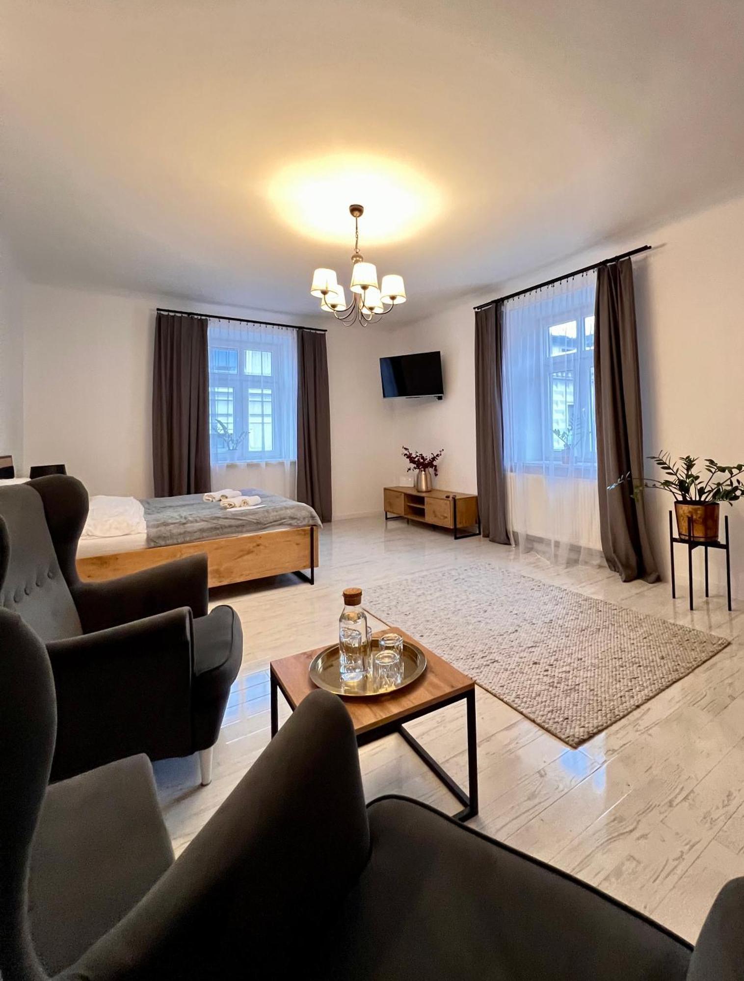 Apartament Grodzki Przemyśl Exteriör bild